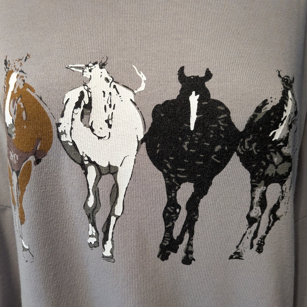 Gray Shirt With Horses Women's Large - Picture 3 of 10